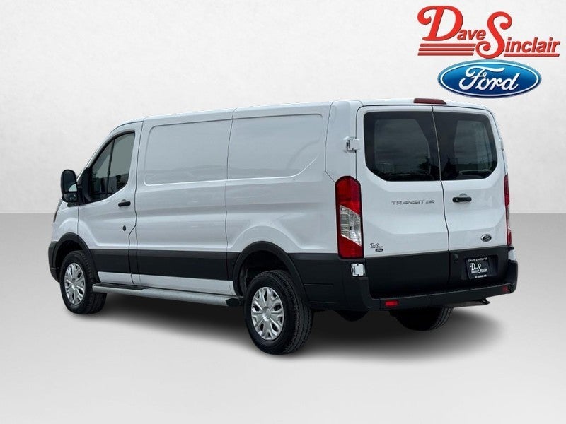 2024 Ford Transit Cargo Van T-250 130" Low Rf 9070 GVWR RWD