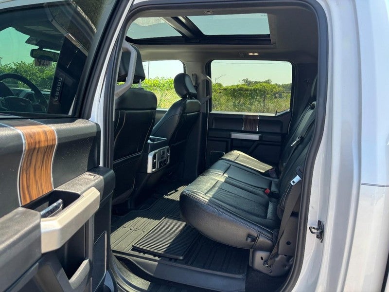 2019 Ford F-150 LARIAT 4WD SuperCrew 5.5' Box