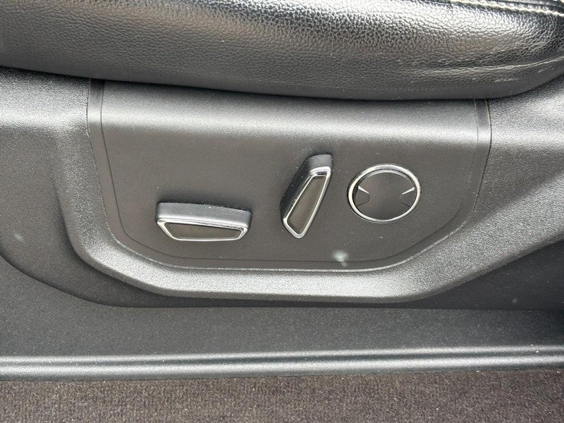 2018 Ford F-150 LARIAT 4WD SuperCrew 5.5' Box