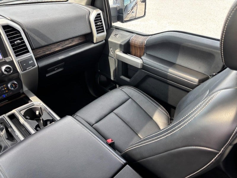 2019 Ford F-150 LARIAT 4WD SuperCrew 5.5' Box