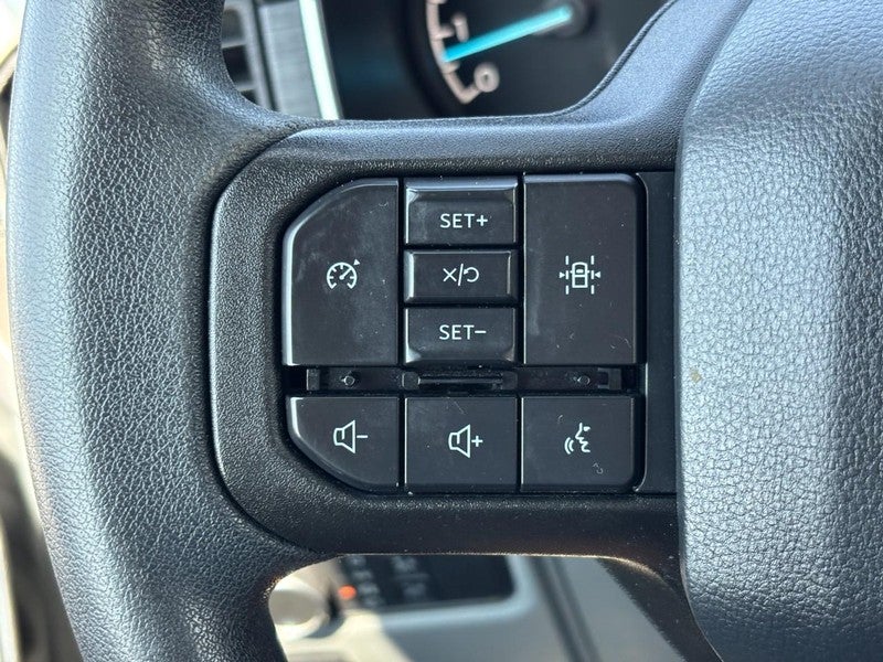 2022 Ford F-150 XL 4WD SuperCrew 5.5' Box