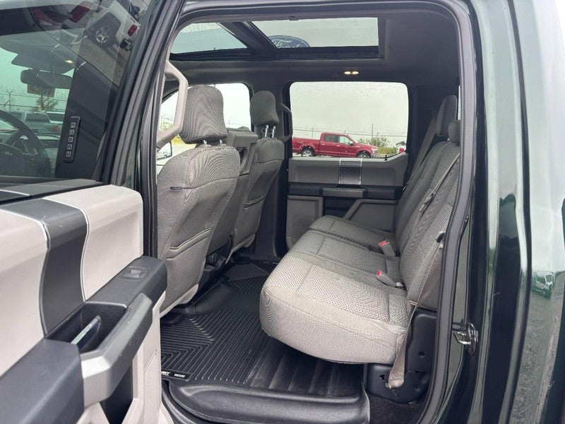2015 Ford F-150 4WD SuperCrew 145" XLT