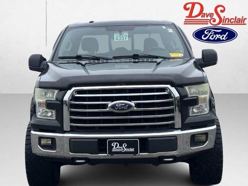 2015 Ford F-150 4WD SuperCrew 145" XLT