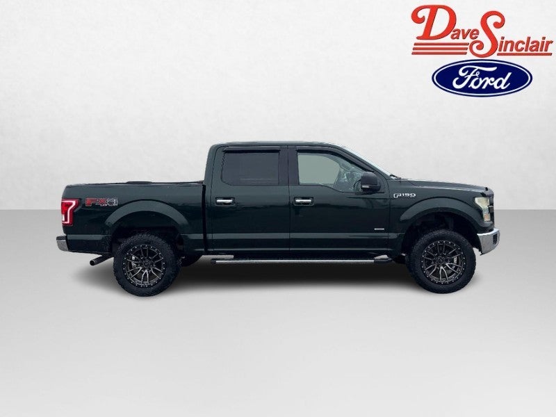 2015 Ford F-150 4WD SuperCrew 145" XLT
