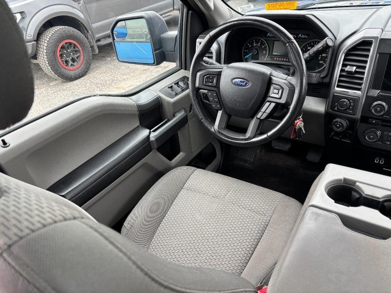 2016 Ford F-150 4WD SuperCrew 145" XLT