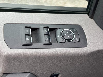 2016 Ford F-150 4WD SuperCrew 145" XLT