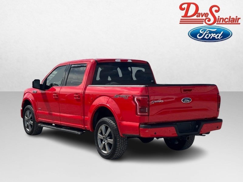 2015 Ford F-150 4WD SuperCrew 145" Lariat