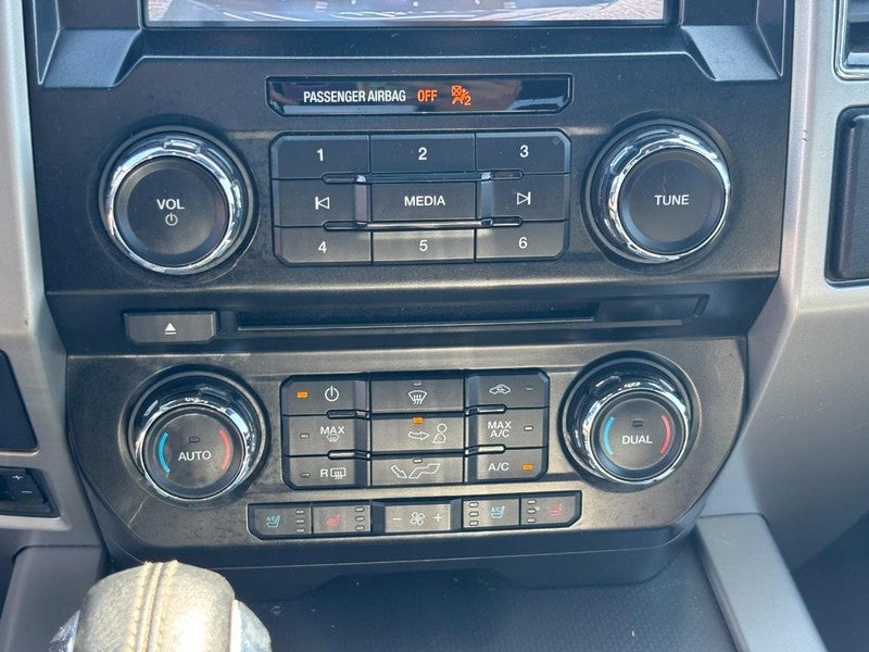 2017 Ford F-150 Lariat 4WD SuperCrew 5.5' Box