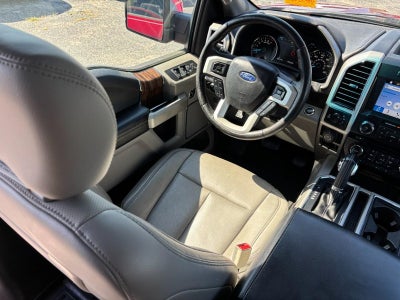 2018 Ford F-150 LARIAT 4WD SuperCrew 5.5' Box