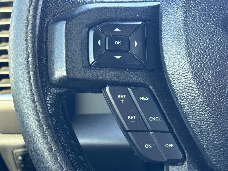 2015 Ford F-150 4WD SuperCrew 145" XLT