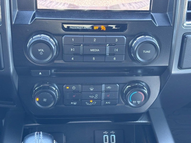 2015 Ford F-150 4WD SuperCrew 145" XLT