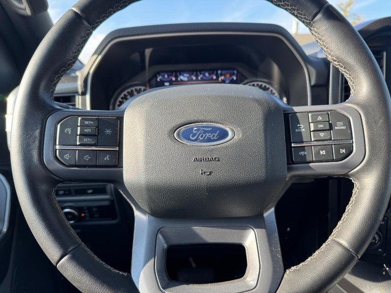 2023 Ford F-150 LARIAT 4WD SuperCrew 5.5' Box