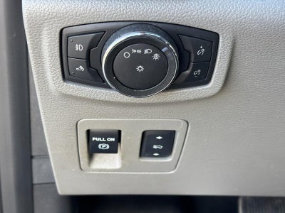 2015 Ford F-150 4WD SuperCrew 145" XLT