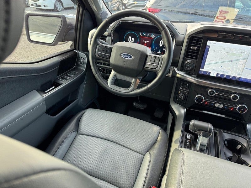 2022 Ford F-150 LARIAT 4WD SuperCrew 5.5' Box