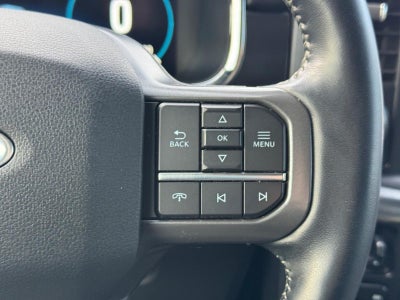 2022 Ford F-150 LARIAT 4WD SuperCrew 5.5' Box