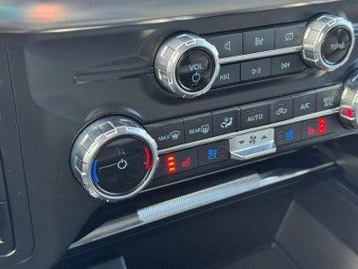 2022 Ford F-150 LARIAT 4WD SuperCrew 5.5' Box