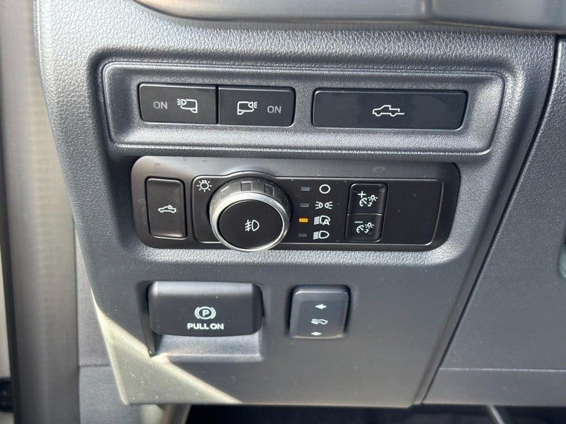 2023 Ford F-150 LARIAT 4WD SuperCrew 5.5' Box