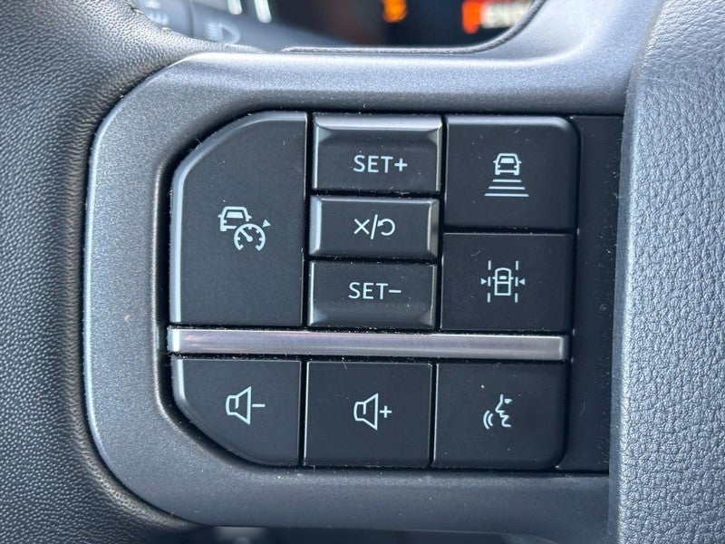 2023 Ford F-150 LARIAT 4WD SuperCrew 5.5' Box