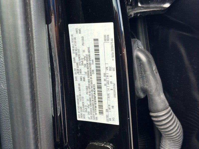 2022 Ford F-150 LARIAT 4WD SuperCrew 5.5' Box