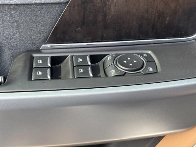 2022 Ford F-150 LARIAT 4WD SuperCrew 5.5' Box