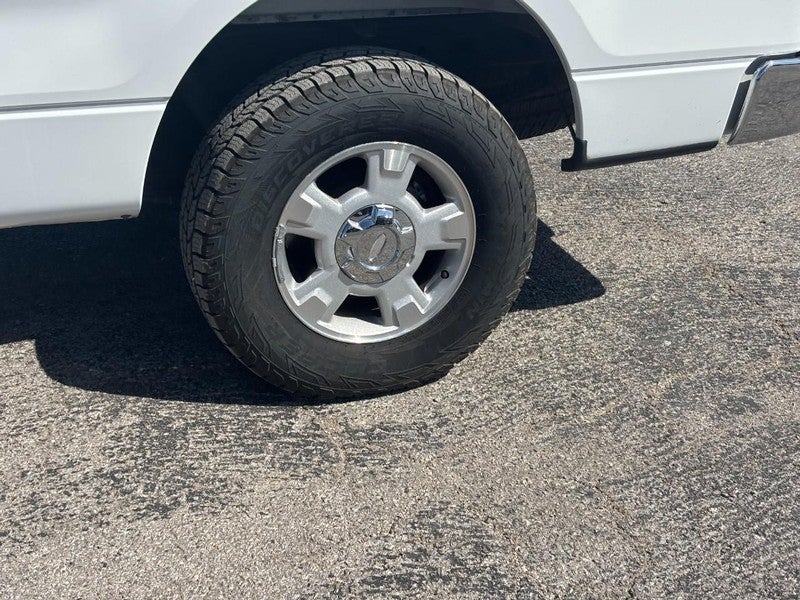 2010 Ford F-150 4WD SuperCrew 145" XLT