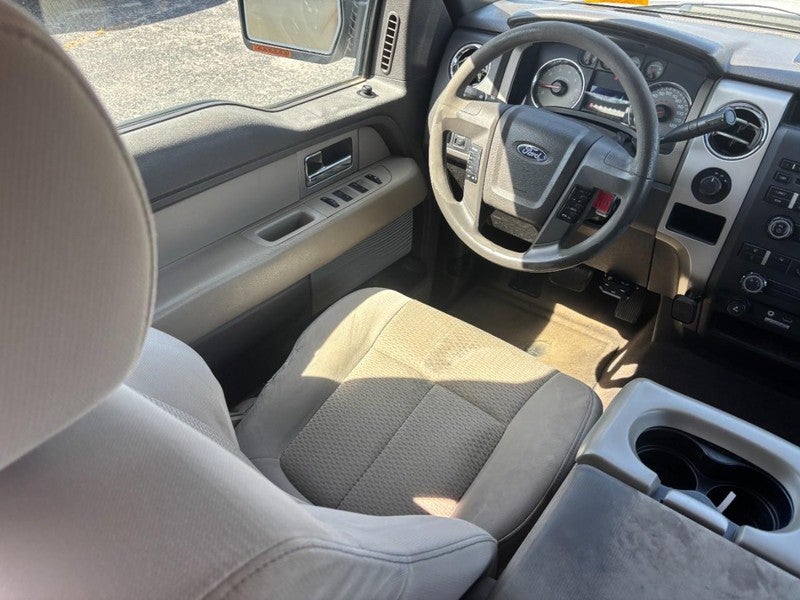 2010 Ford F-150 4WD SuperCrew 145" XLT