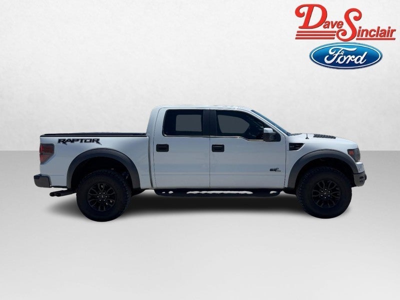 2013 Ford F-150 4WD SuperCrew 145" SVT Raptor