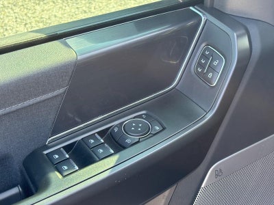 2025 Ford F-150 LARIAT 4WD SuperCrew 5.5' Box