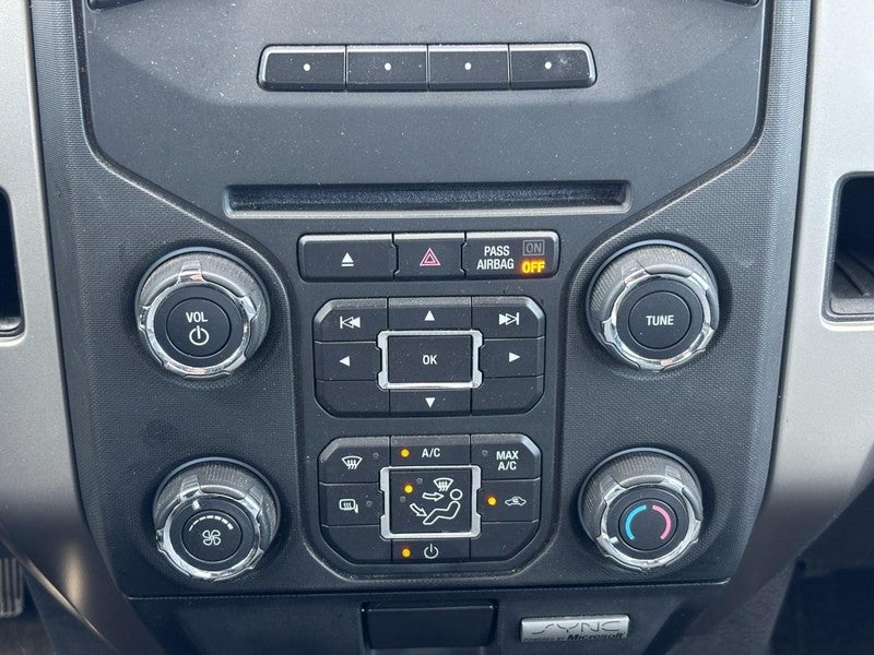 2014 Ford F-150 4WD SuperCab 163" XLT