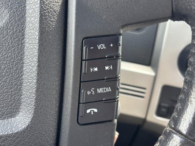 2014 Ford F-150 4WD SuperCab 145" Lariat