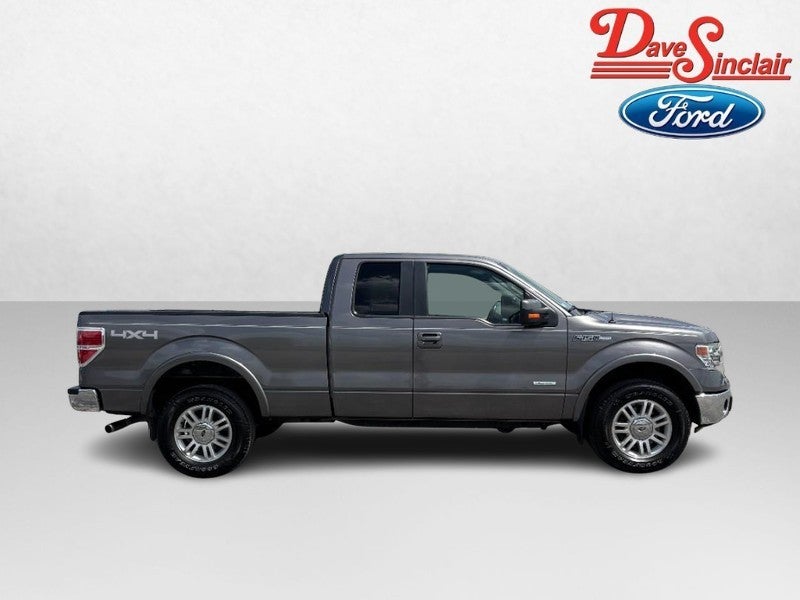 2014 Ford F-150 4WD SuperCab 145" Lariat