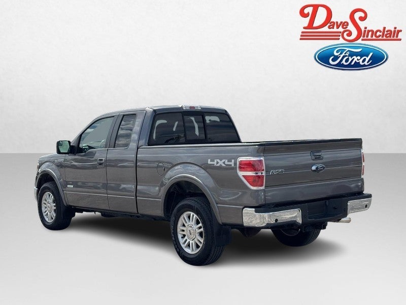 2014 Ford F-150 4WD SuperCab 145" Lariat
