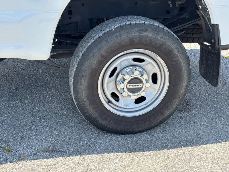 2022 Ford Super Duty F-350 SRW XL 4WD Reg Cab 8' Box