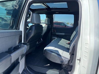 2023 Ford F-150 Lightning LARIAT 4WD SuperCrew 5.5' Box