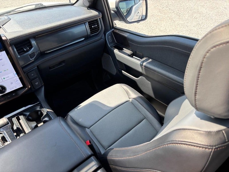 2023 Ford F-150 Lightning LARIAT 4WD SuperCrew 5.5' Box
