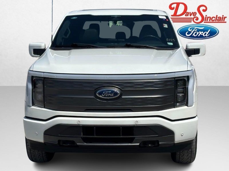 2023 Ford F-150 Lightning LARIAT 4WD SuperCrew 5.5' Box