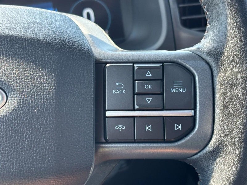 2023 Ford F-150 Lightning LARIAT 4WD SuperCrew 5.5' Box