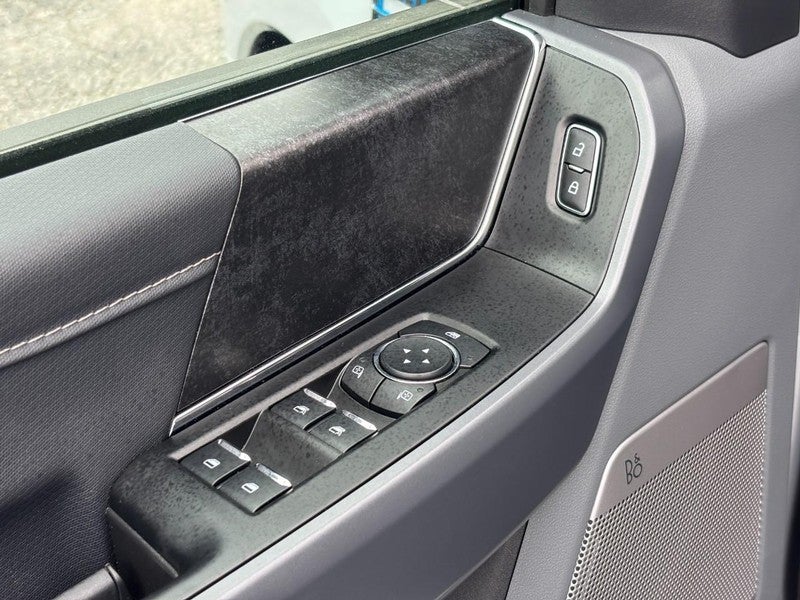 2025 Ford F-150 Lightning Flash 4WD SuperCrew 5.5' Box
