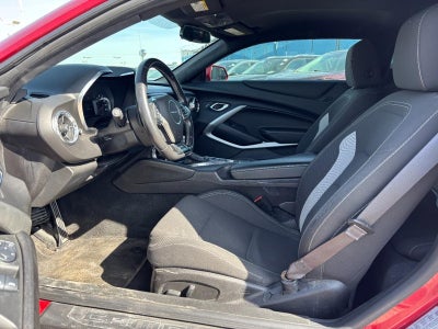 2017 Chevrolet Camaro 2dr Cpe 1LT