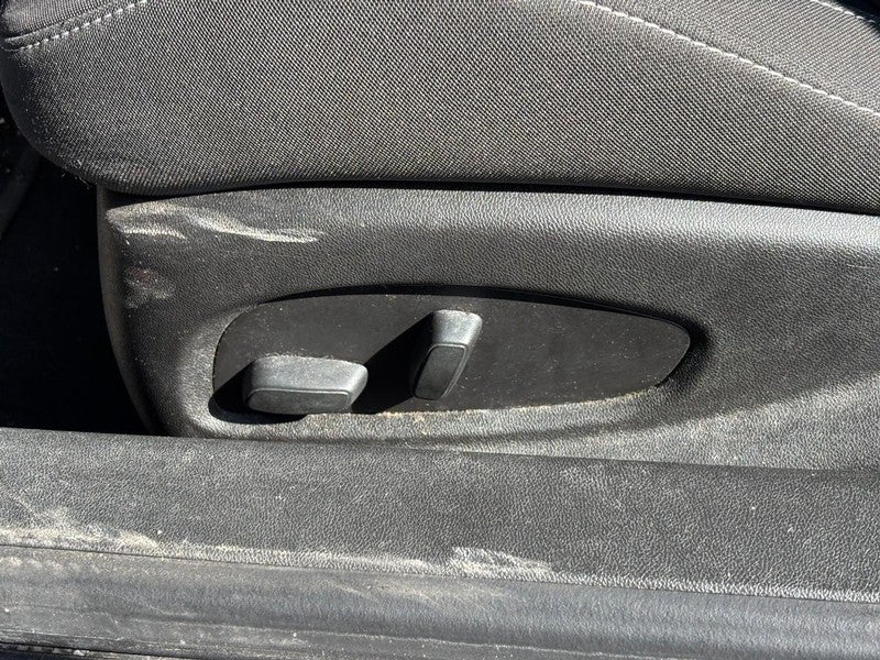 2017 Chevrolet Camaro 2dr Cpe 1LT