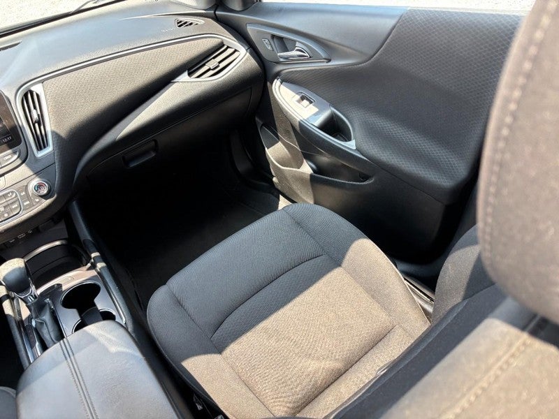2022 Chevrolet Malibu 4dr Sdn LT