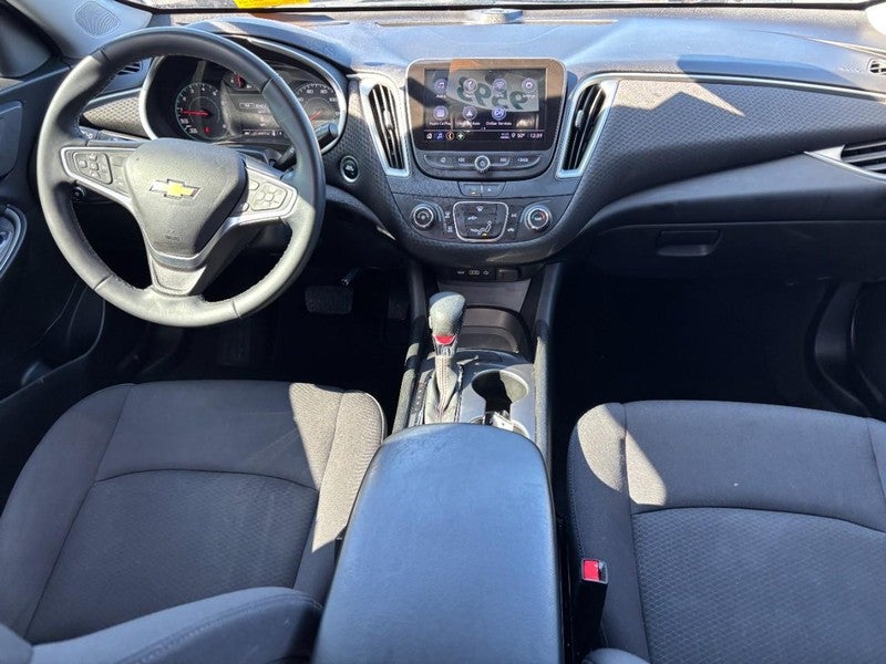 2023 Chevrolet Malibu 4dr Sdn RS
