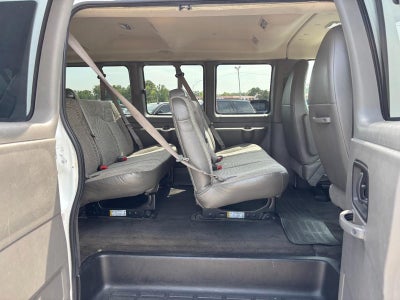 2014 Chevrolet Express Passenger RWD 3500 155" LT w/1LT
