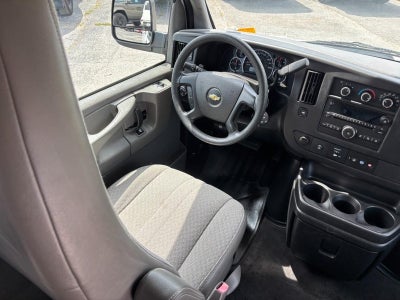 2014 Chevrolet Express Passenger RWD 3500 155" LT w/1LT