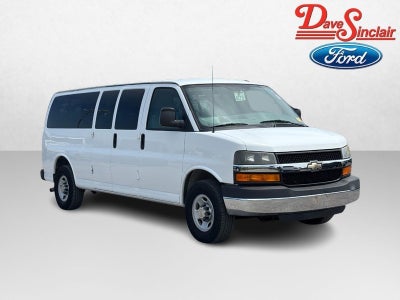 2014 Chevrolet Express Passenger RWD 3500 155" LT w/1LT