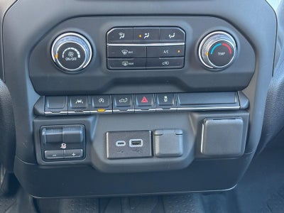 2026 Chevrolet Silverado 1500 4WD Crew Cab 147" Custom