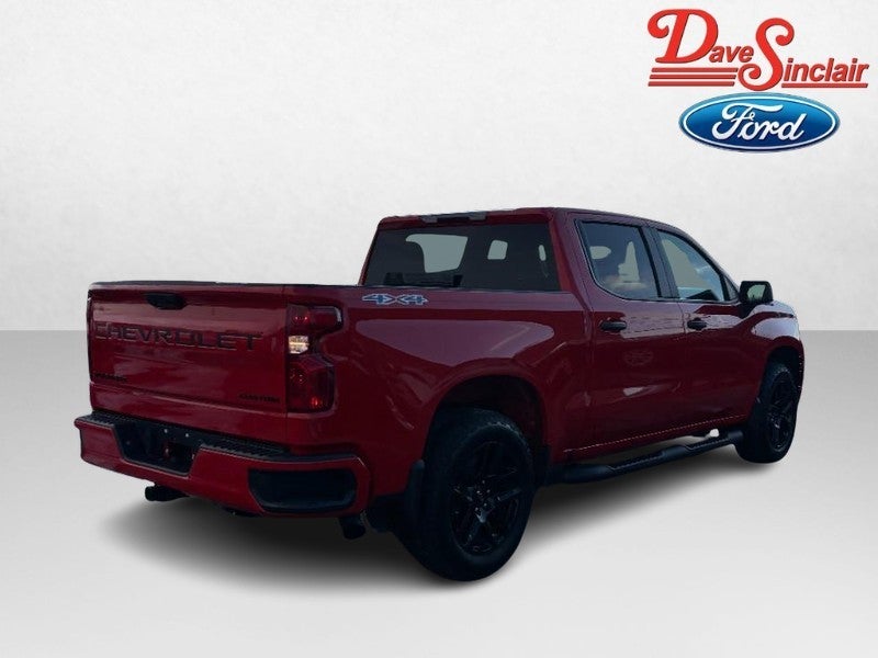 2026 Chevrolet Silverado 1500 4WD Crew Cab 147" Custom