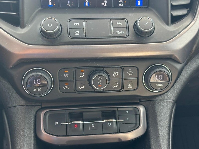 2022 GMC Acadia AWD 4dr AT4