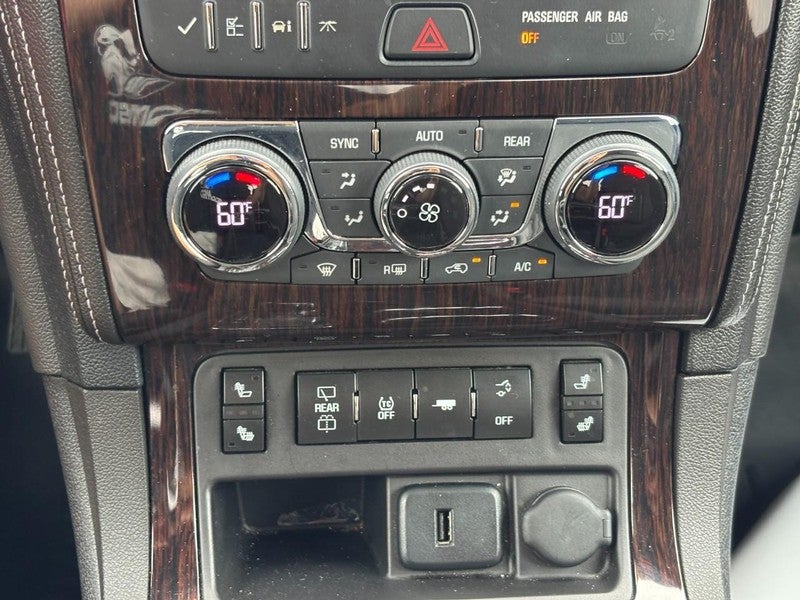 2017 Chevrolet Traverse FWD 4dr LT w/2LT