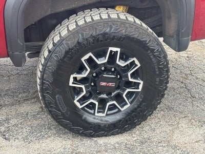 2025 GMC Sierra 2500HD 4WD Crew Cab 159" AT4X